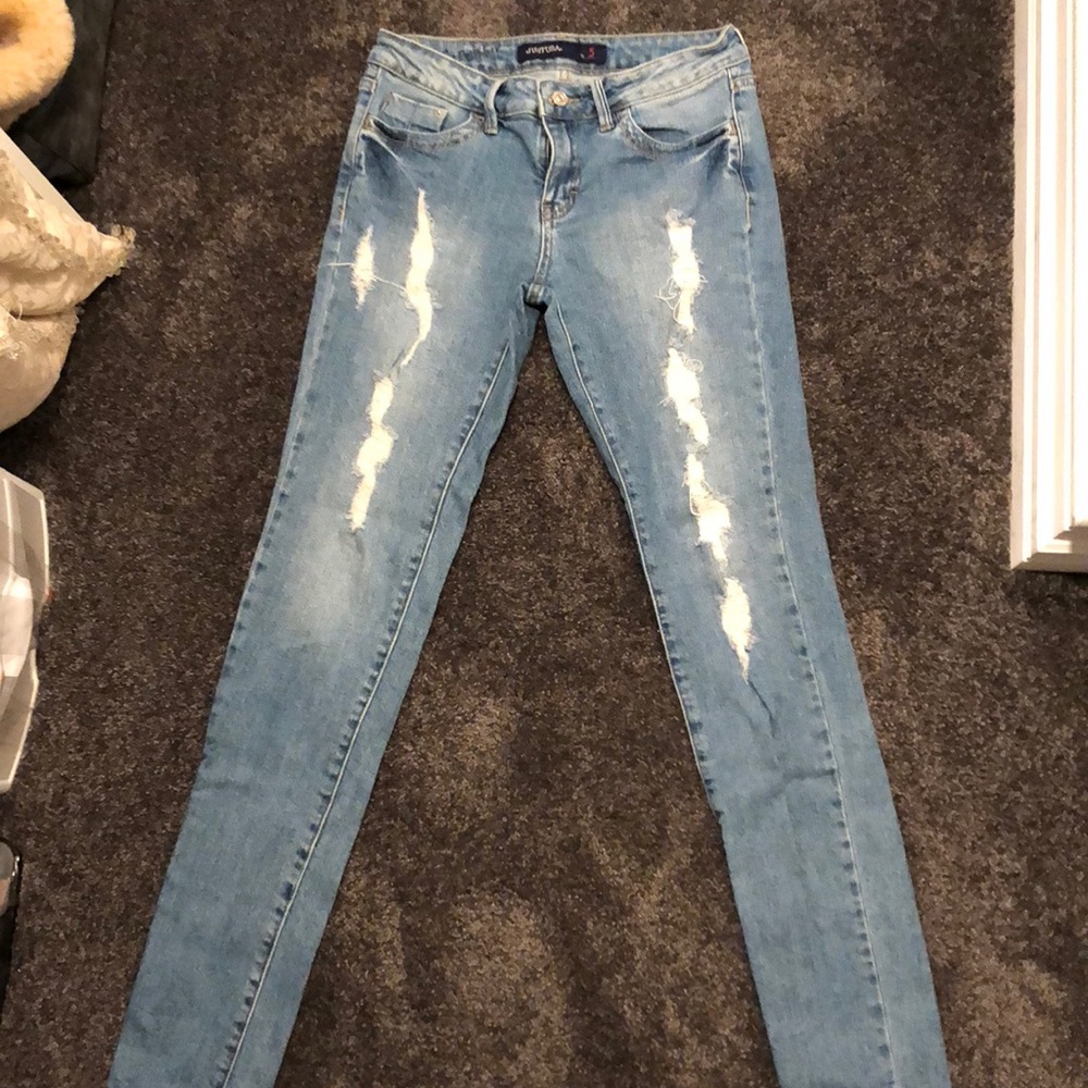 Ripped Skinny Jeans
